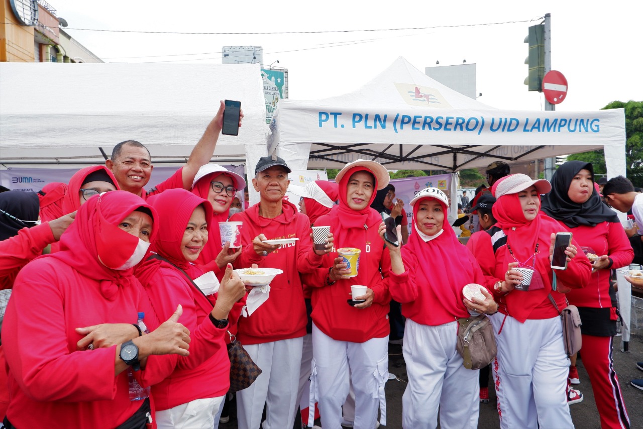 Ratusan Pengunjung Car Free Day di Bandar Lampung Instal Aplikasi PLN Mobile, Ada Apa?