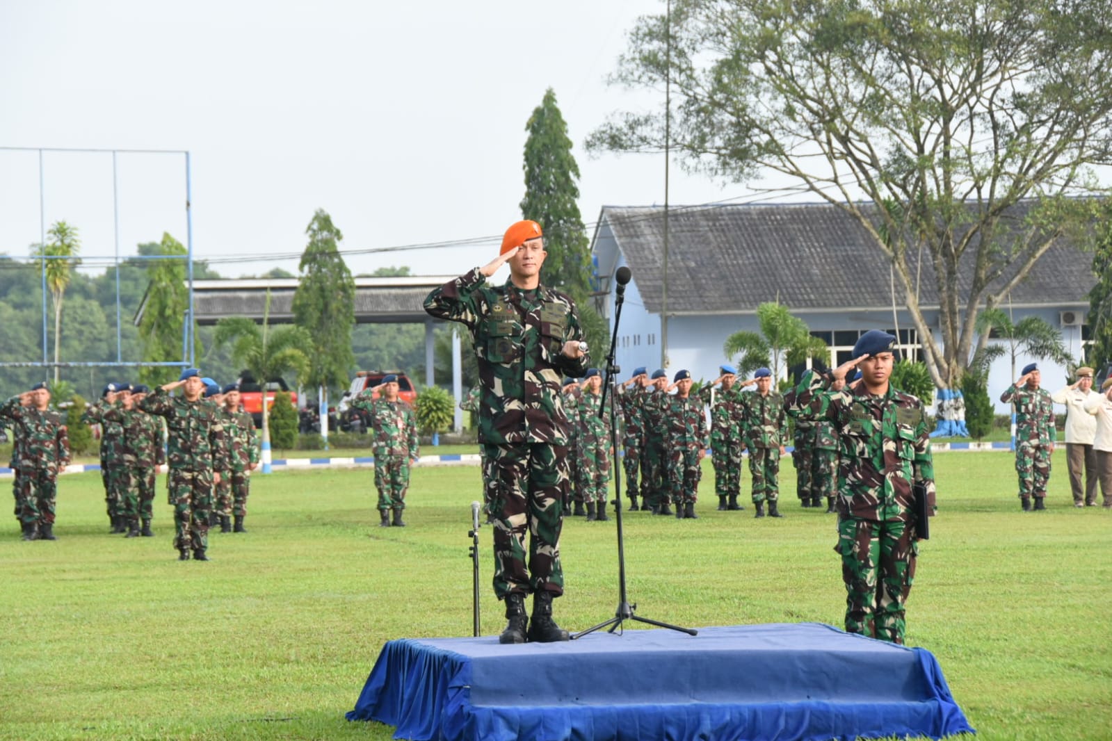 Danlanud BNY Pimpin Upacara Bendera Mingguan