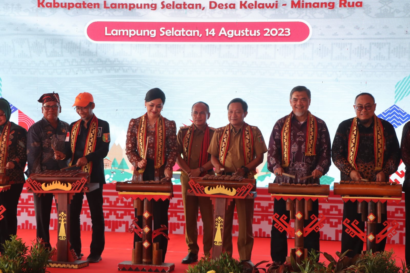 Resmikan Desa Inklusi Keuangan, Gubernur Lampung Berkomitmen Membangun Kekuatan Ekonomi Masyarakat Di Wilayah Pedesaan yang Seimbang Dengan Wilayah Perkotaan