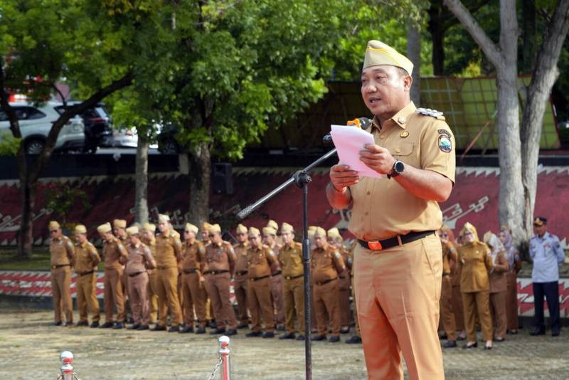 Pimpin Apel Perdana, Wabup M. Syaiful Ajak ASN Kerja Dengan Hati