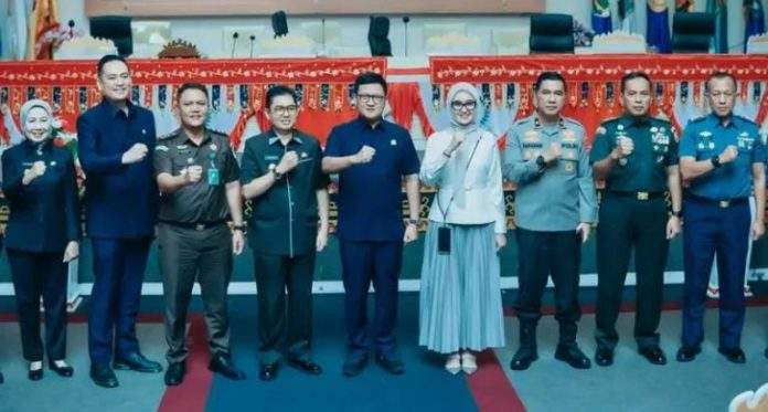 Ketua DPRD Provinsi Lampung, Ahmad Giri Akbar Buka Rapat Paripurna DPRD