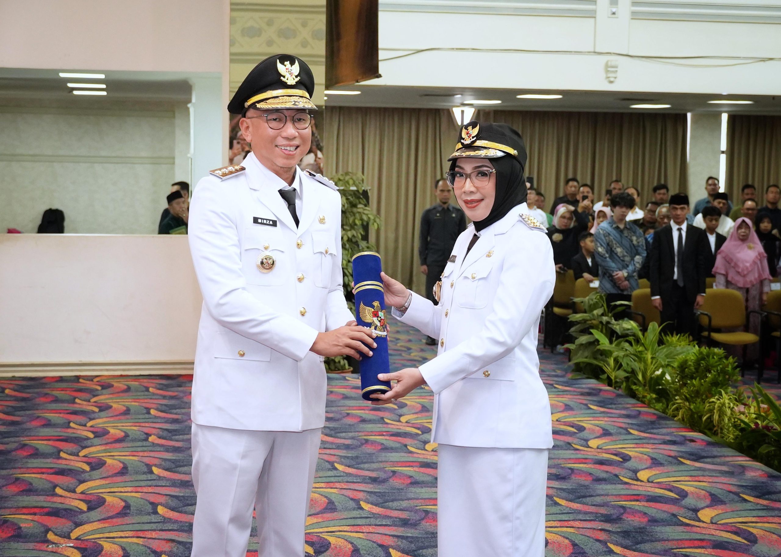 Pelantikan Bupati Way Kanan, Ayu Asalasiyah Diambil Sumpah oleh Gubernur Lampung