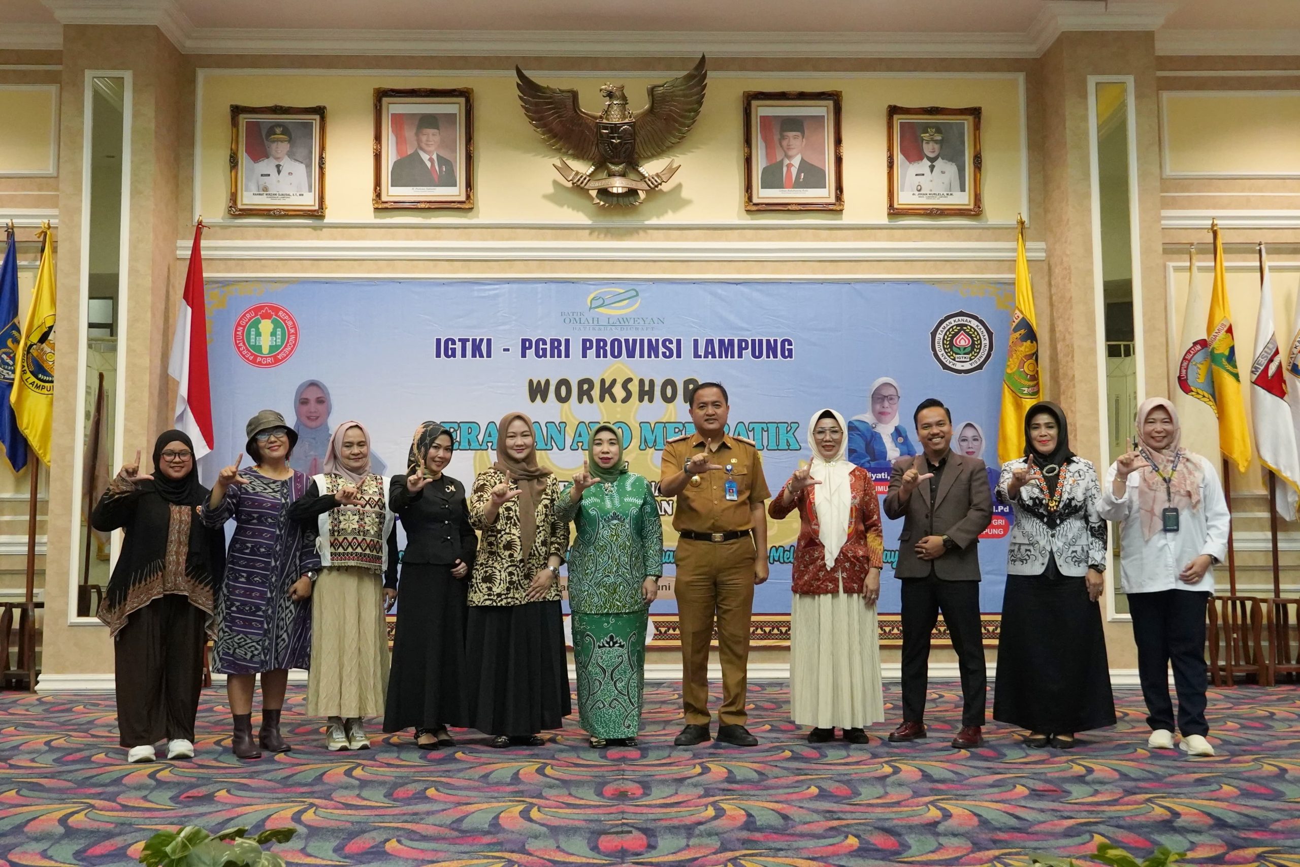 TP PKK Provinsi Lampung Dukung Peningkatan Kualitas Guru TK melalui Workshop Membatik dan Seminar Golda Institut