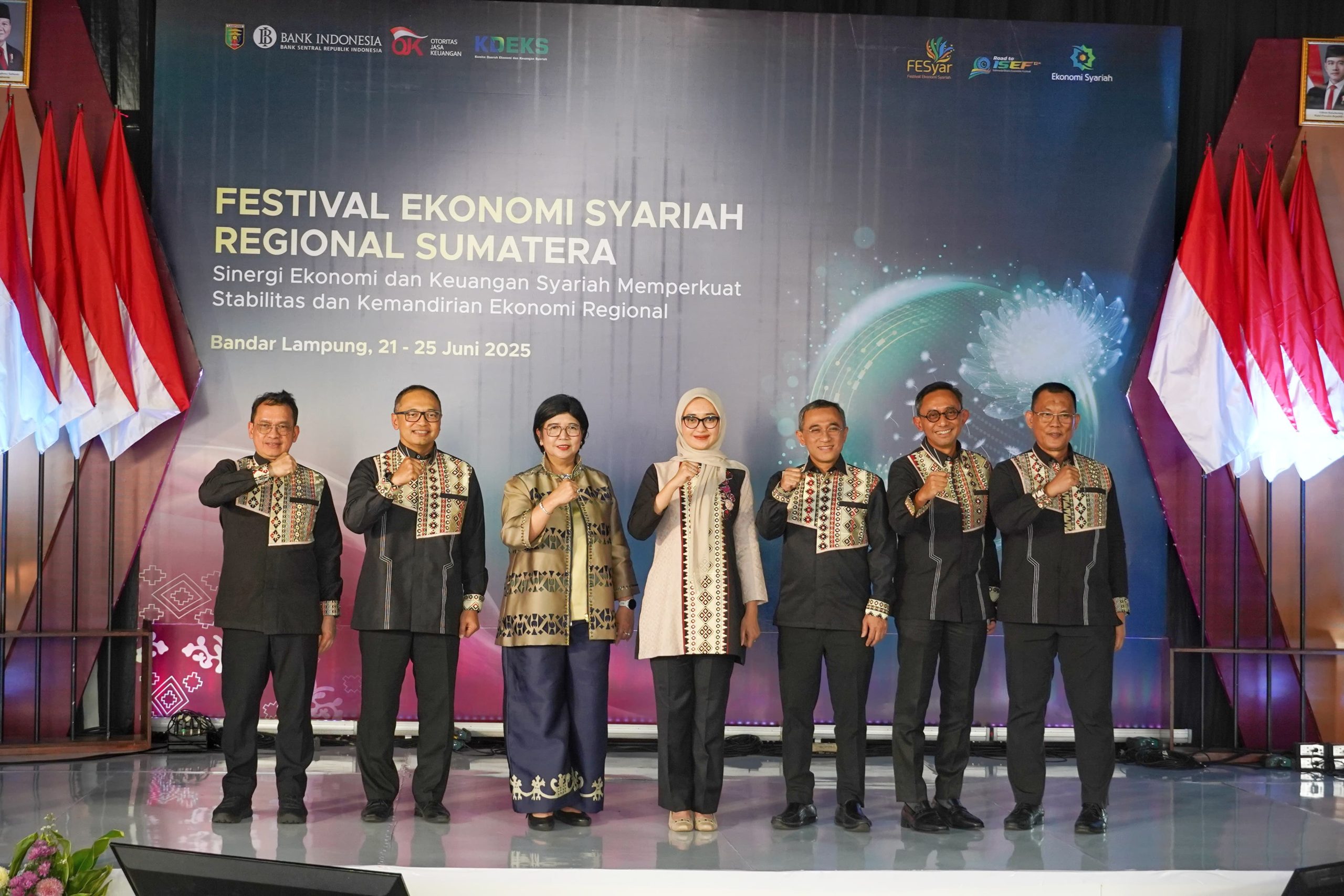 Fesyar Regional Sumatera 2025 Sukses di Lampung, Wakil Gubernur Tekankan Kolaborasi untuk Ekonomi Syariah Berkelanjutan