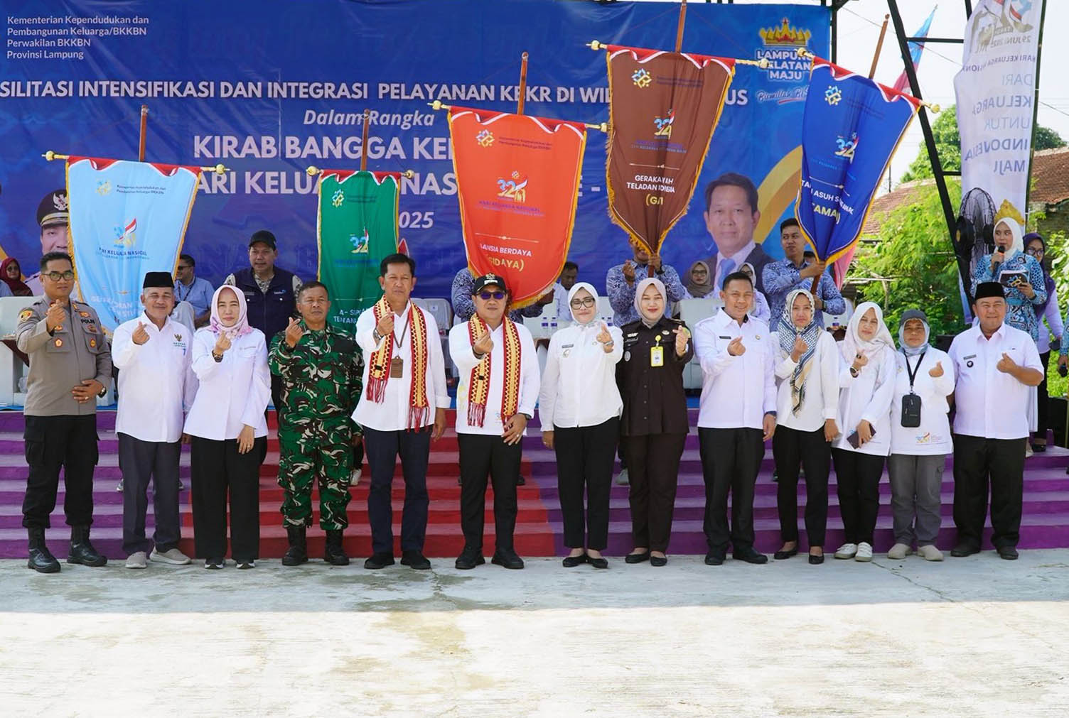 Kabupaten Lampung Selatan mendapat kehormatan menjadi tuan rumah Kirab Bangga Kencana Tingkat Sumatera, dalam rangka memperingati Hari Keluarga Nasional (Harganas) ke-32 Tahun 2025.Kabupaten Lampung Selatan mendapat kehormatan menjadi tuan rumah Kirab Bangga Kencana Tingkat Sumatera, dalam rangka memperingati Hari Keluarga Nasional (Harganas) ke-32 Tahun 2025.