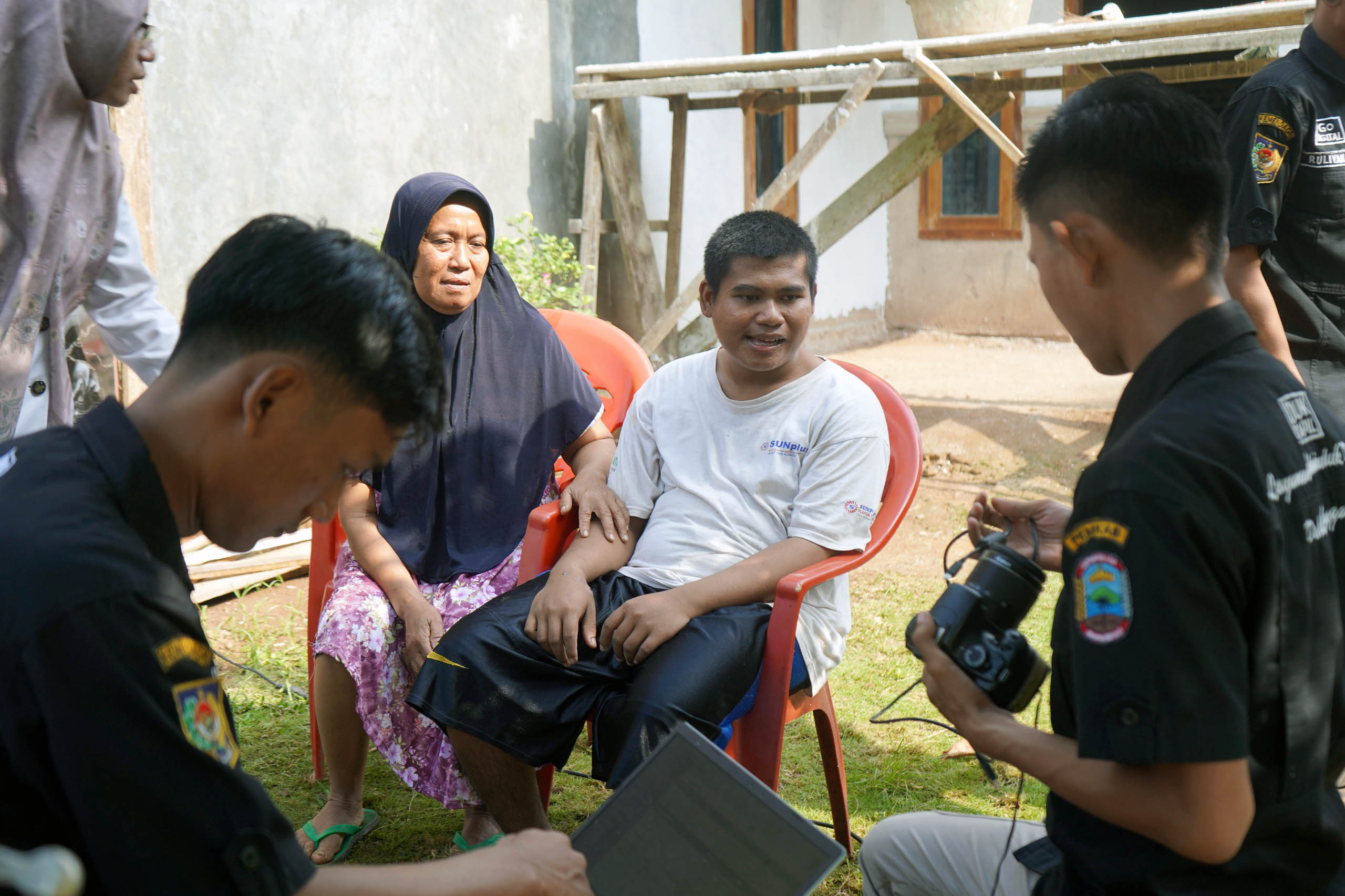 Yanduk Satlantas: Inovasi Cerdas Disdukcapil Rekam KTP Lansia Hingga ODGJ Sampai ke RumahYanduk Satlantas: Inovasi Cerdas Disdukcapil Rekam KTP Lansia Hingga ODGJ Sampai ke Rumah