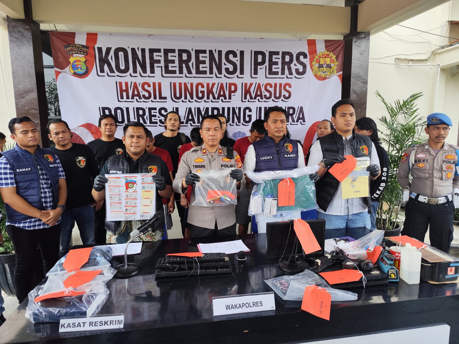 Komplotan Pembuatan SIM Palsu Antara Provinsi Dibongkar, Empat Pelaku Ditangkap Sat Reskrim Polres Lampung Utara