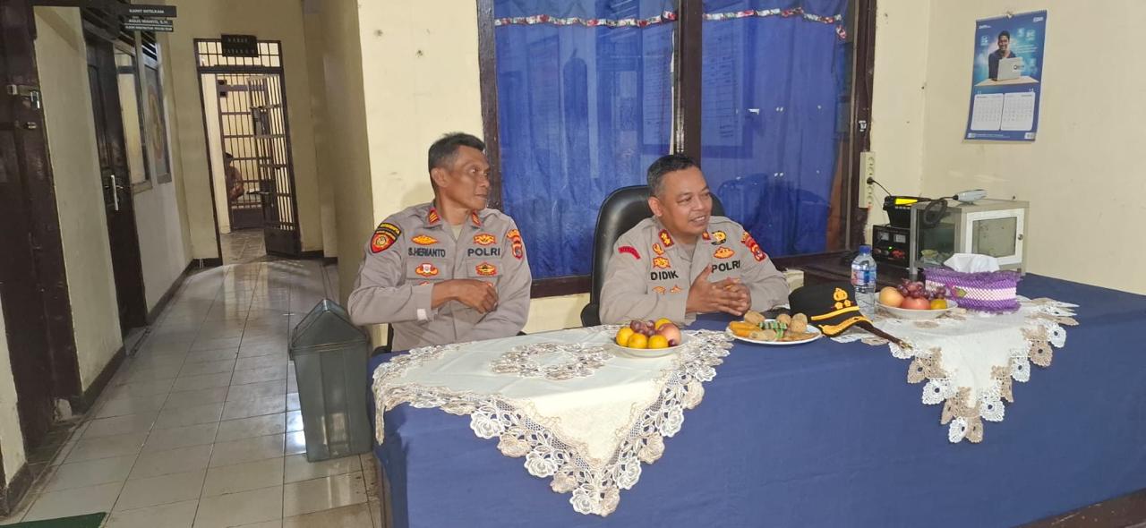 Kunker di Polsek Buay Bahuga, Kapolres Tekankan Anggota Jauhi Narkoba Kejar Prestasi