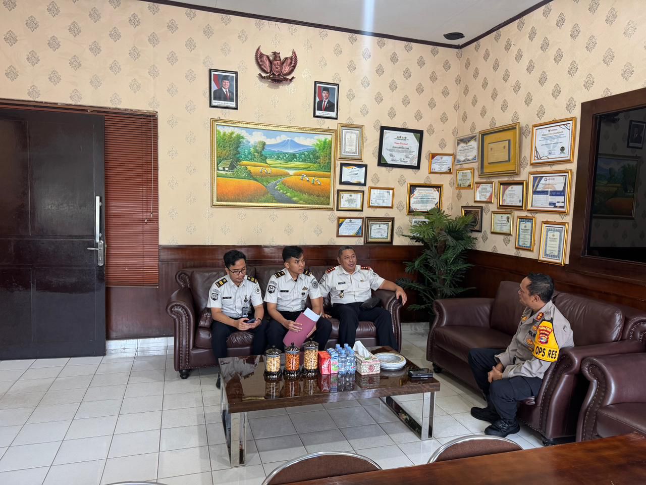 Kapolres Lampung Utara Terima Audiensi Bapas Kelas II Kotabumi, Perkuat Sinergi Program Pidana Kerja Sosial