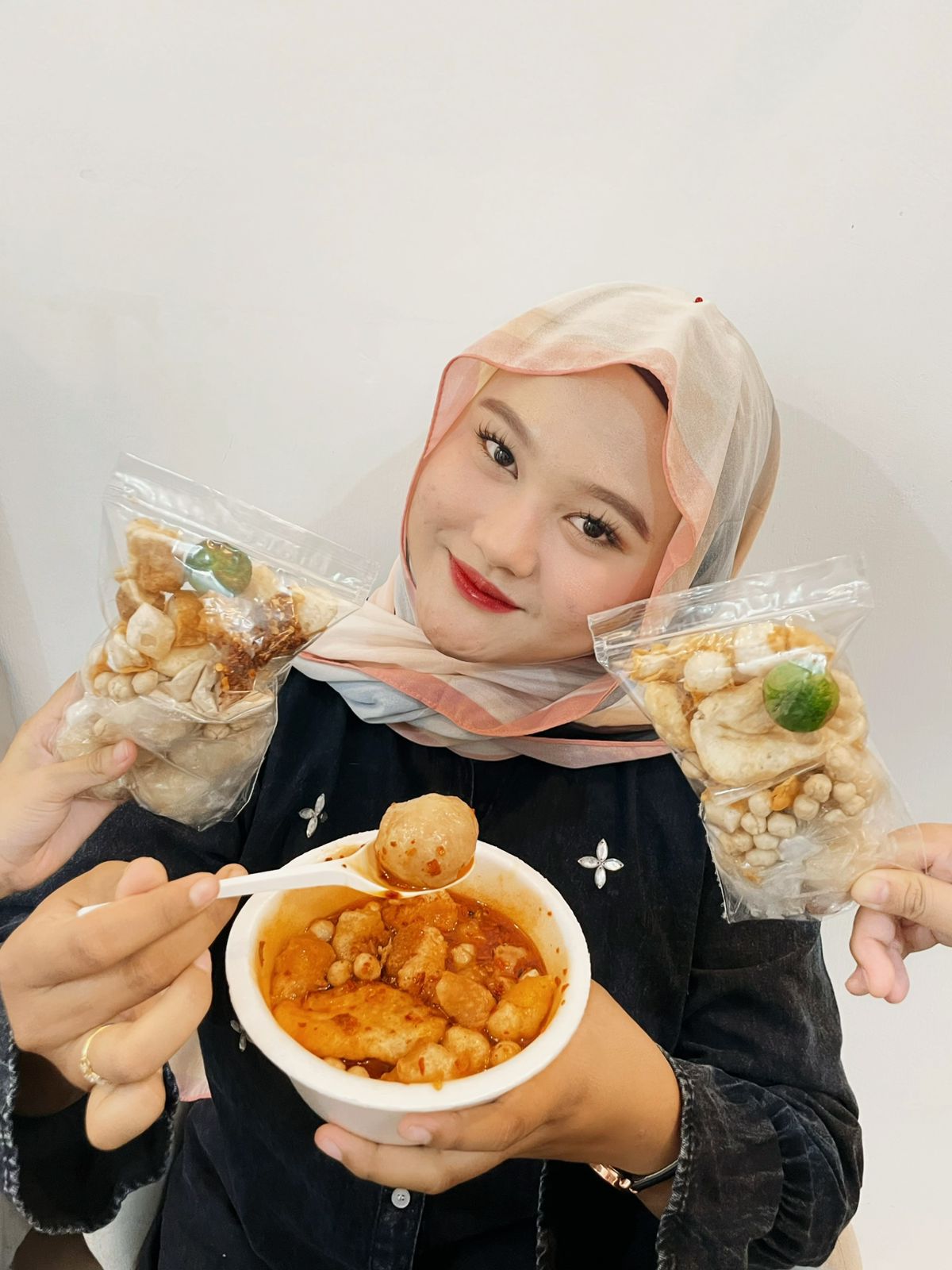 Kuliah Dapat Cuan! Mahasiswi Darmajaya Ini Buktikan Ilmu Bisa Jadi Bisnis