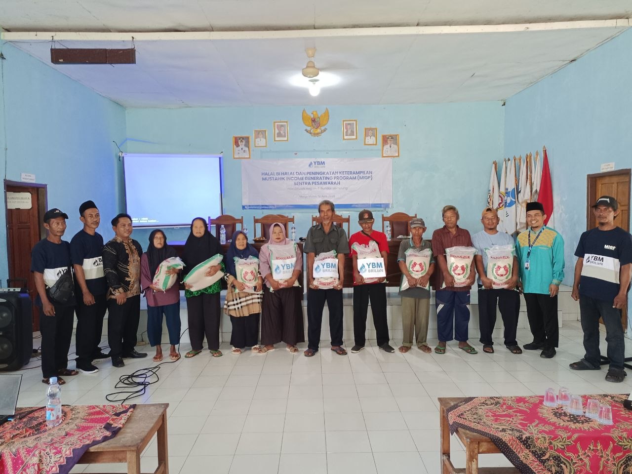 Berdayakan Petani, YBM BRILiaN BRI Region 5 Bandar Lampung Salurkan Zakat Pertanian dan Gelar Pelatihan MIGP di Pesawaran